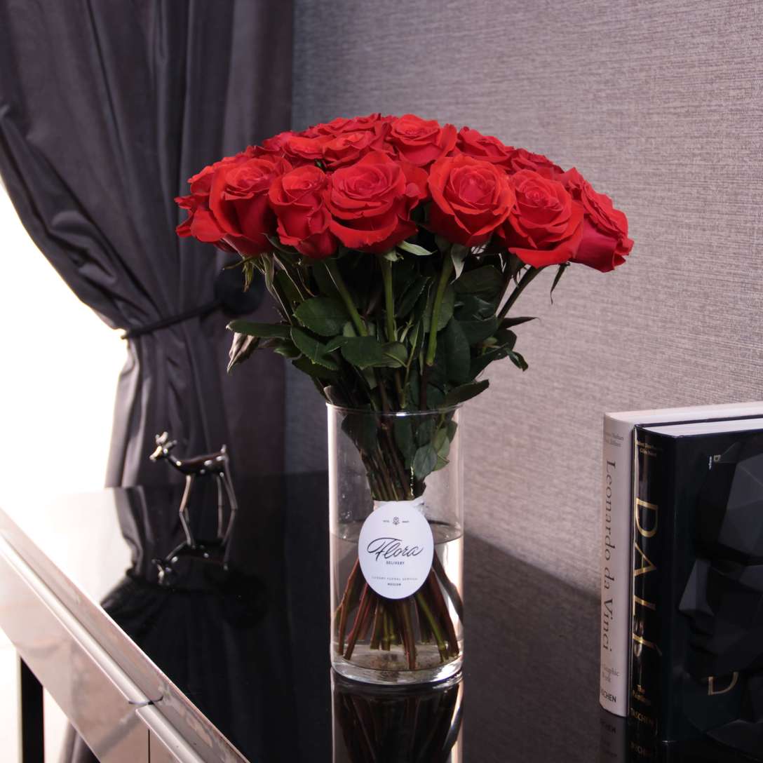 Букет из 25 роз 