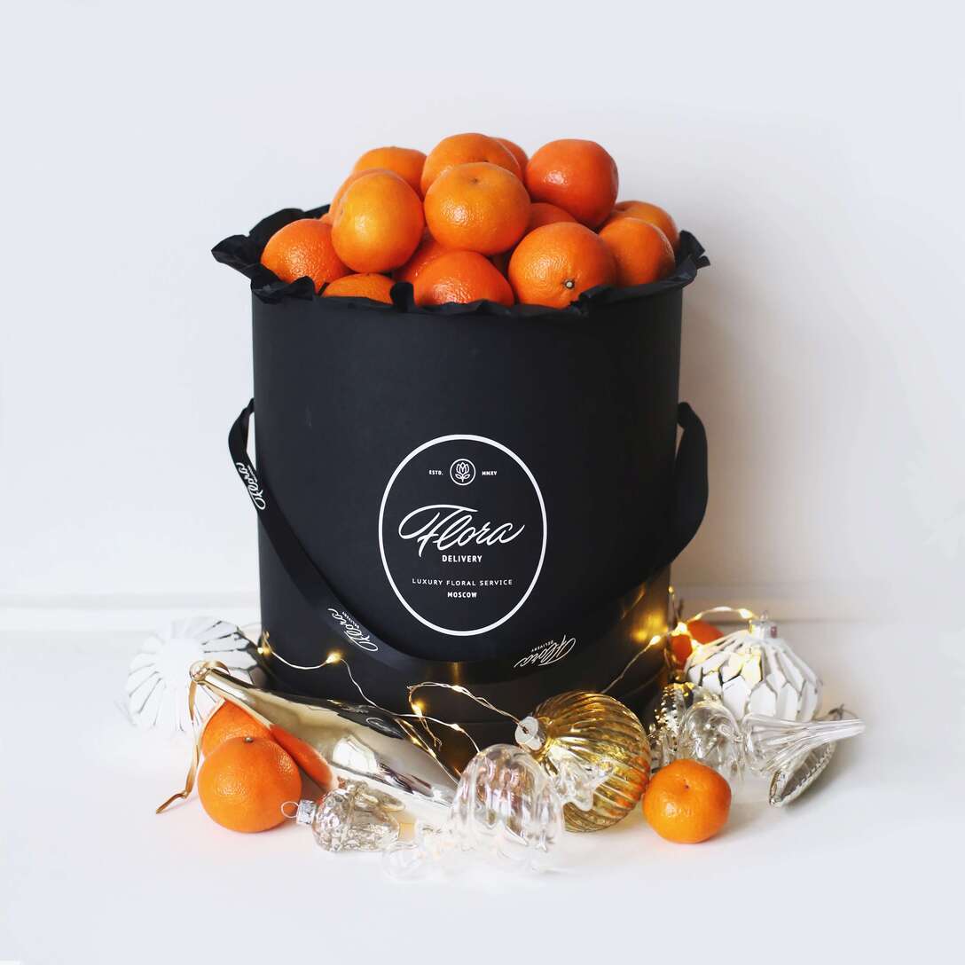 Мандаринки в шляпной коробке BLVCK