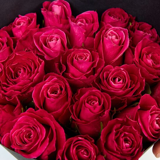 Букет из 21 розы "Cherry O! Kenya" BLVCK Фото 3