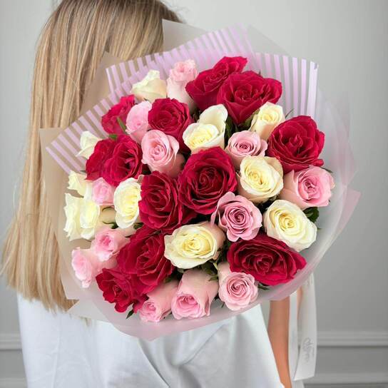 Букет "Малиновый микс роз" (35 шт)