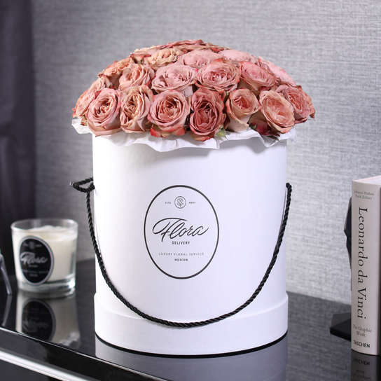 Шляпная коробка Grand "Розы Cappucino" WHITE