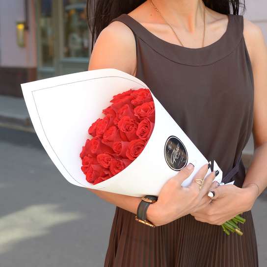 Букет из 21 розы "Red Kenya" WHITE