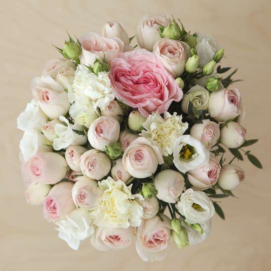 Букет "Ashwell" в вазе