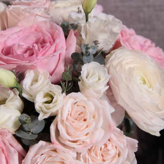 Букет "Richmond" в вазе