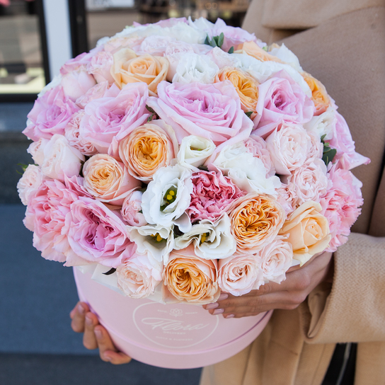 Букет "Adele" шляпной коробке Grand Mini PINK