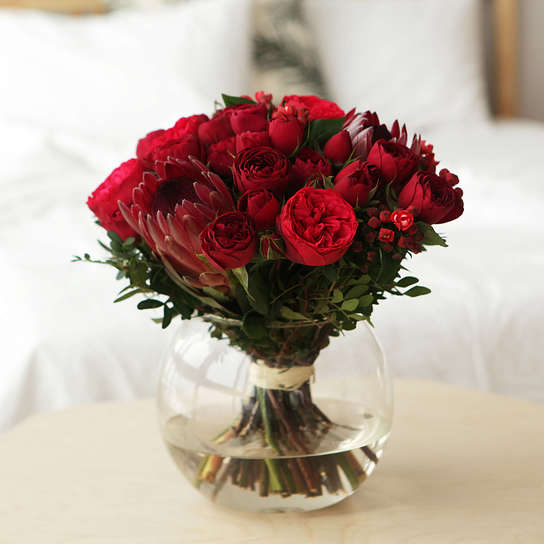 Букет "Red Velvet" в вазе Фото 2