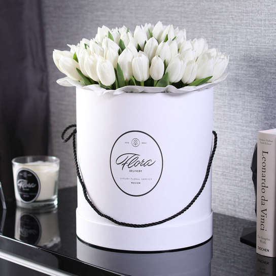 Шляпная коробка Grand "Тюльпаны White" WHITE