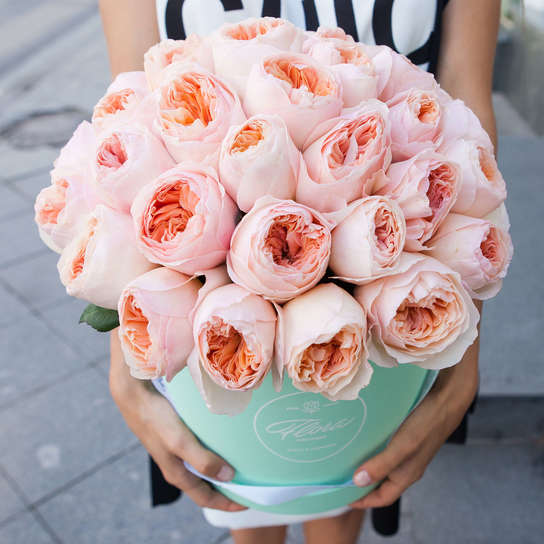 Шляпная коробка Grand "Розы Juliet" GREEN