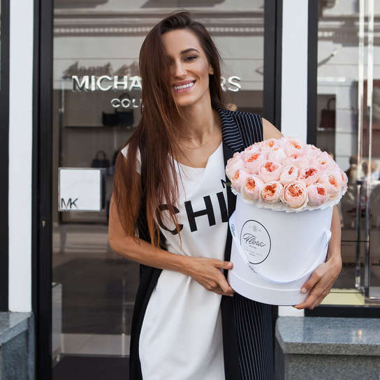 Шляпная коробка Grand "Розы Juliet" WHITE