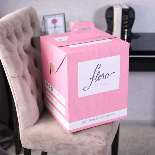 Шляпная коробка Grand "Розы Red Piano" WHITE