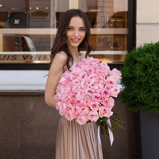 Букет из 51 розы "Pink O'Hara"