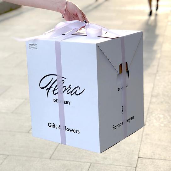 Букет "Fresh morning" в шляпной коробке Petit BLVCK Фото 5