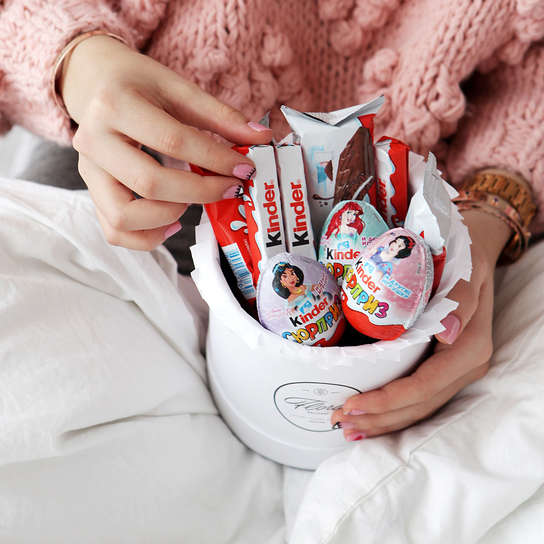 Шляпная коробка Demi "Киндер Сюрприз"