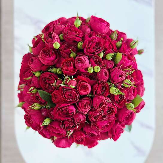 Букет из 21 кустовой розы "Red Lace" Фото 3