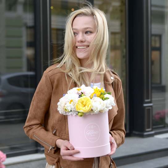 Букет "Fresh morning" в шляпной коробке Petit PINK Фото 4