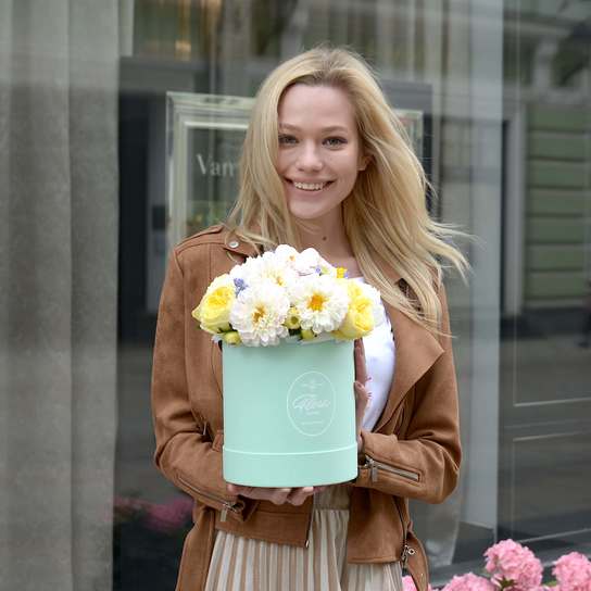 Букет "Fresh morning" в шляпной коробке Petit GREEN Фото 4